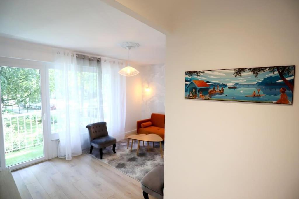 Apartament Annecy A 2 Pas Du Lac Ste Bernadette Zewnętrze zdjęcie